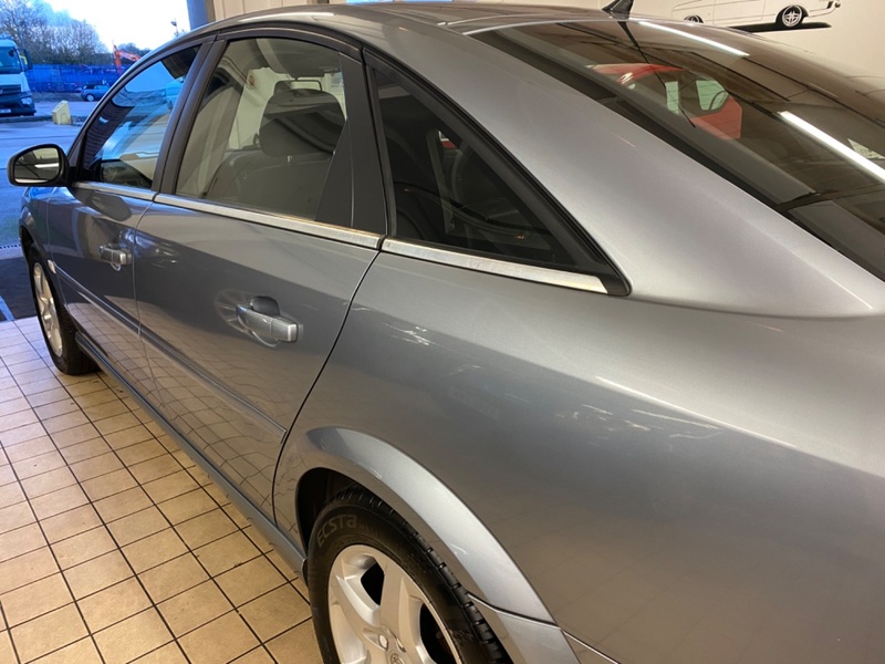 VAUXHALL VECTRA