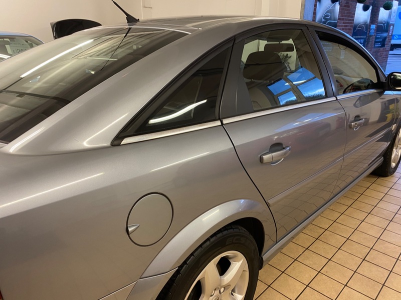 VAUXHALL VECTRA