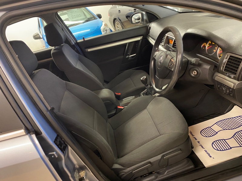 VAUXHALL VECTRA