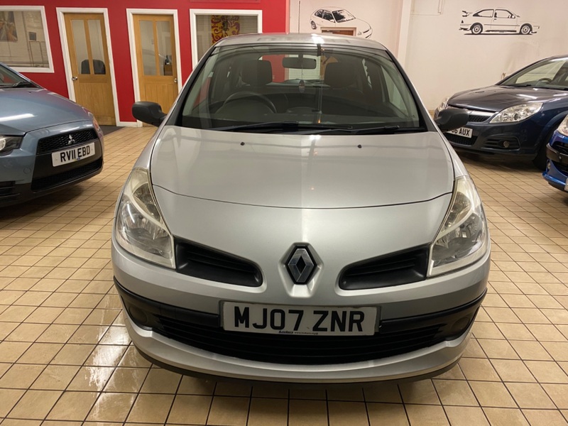 View RENAULT CLIO EXTREME 16V