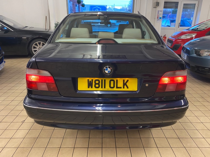 BMW 5 SERIES