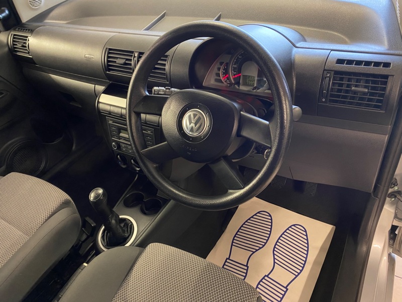 VOLKSWAGEN FOX