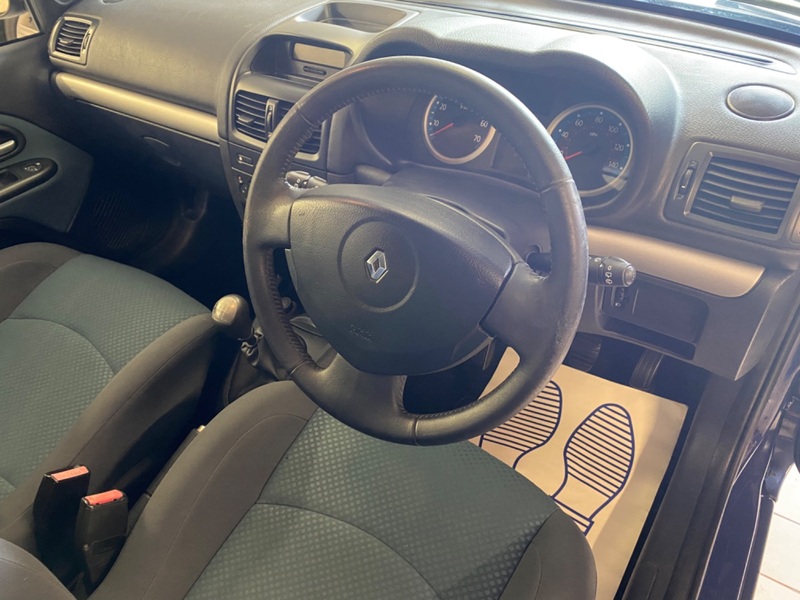 RENAULT CLIO