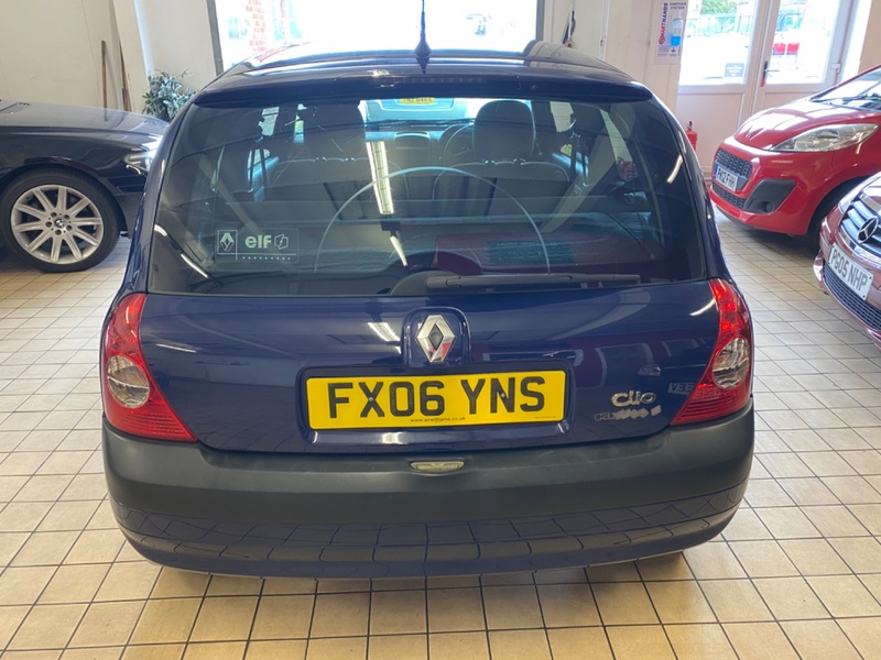 RENAULT CLIO