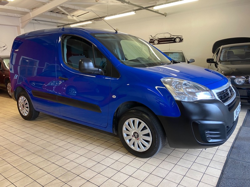 View PEUGEOT PARTNER BLUE HDI S L1