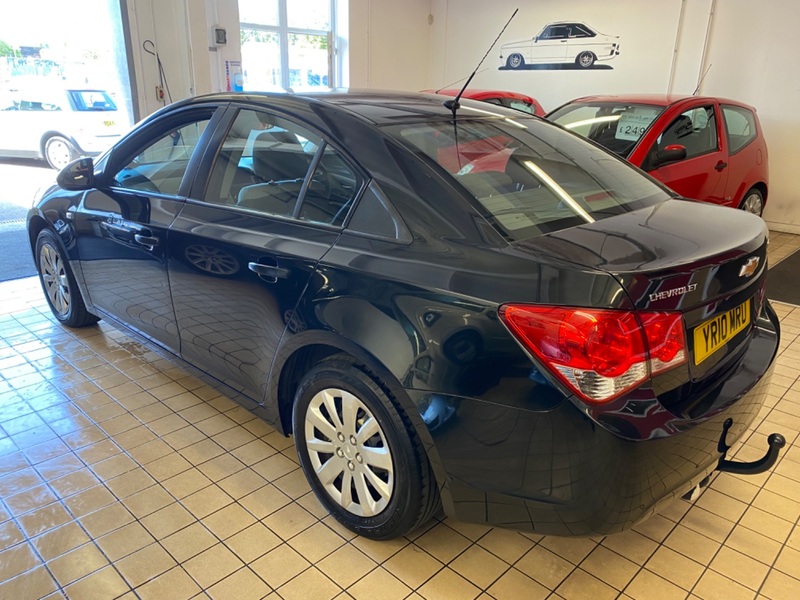 CHEVROLET CRUZE