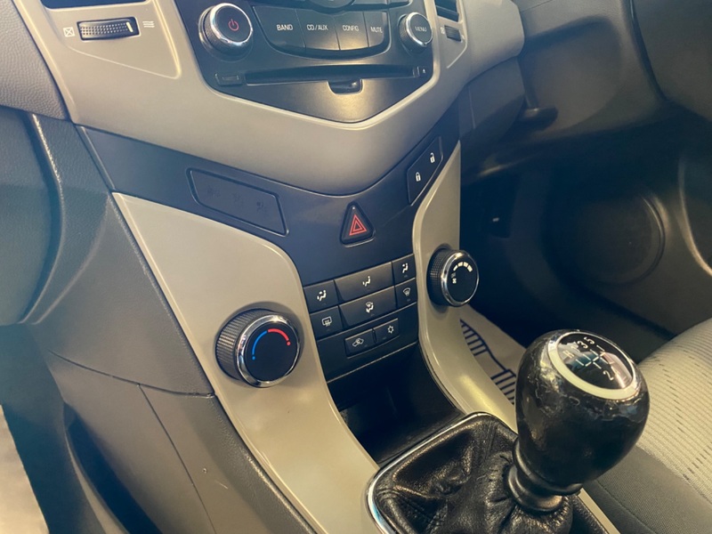 CHEVROLET CRUZE