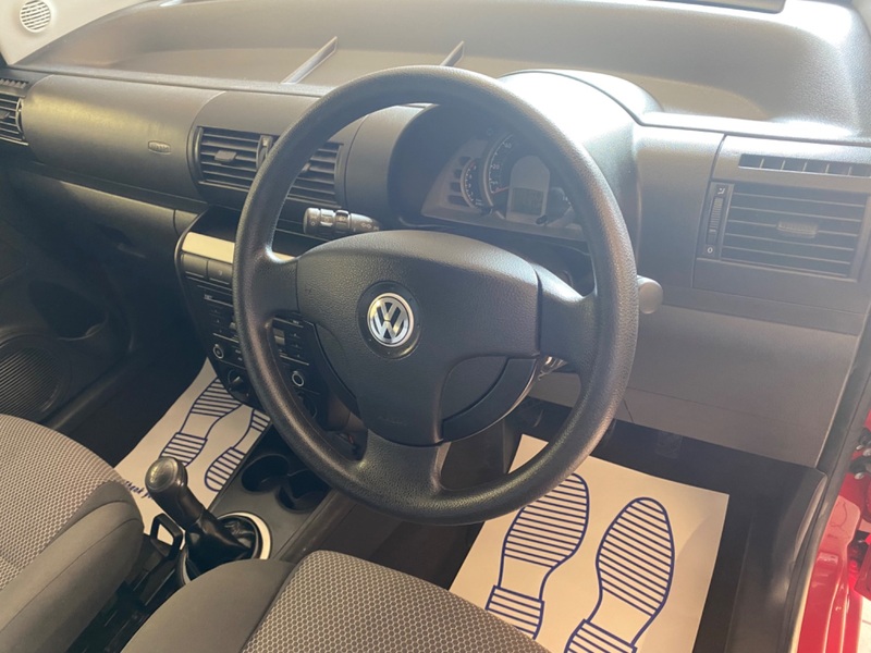 VOLKSWAGEN FOX
