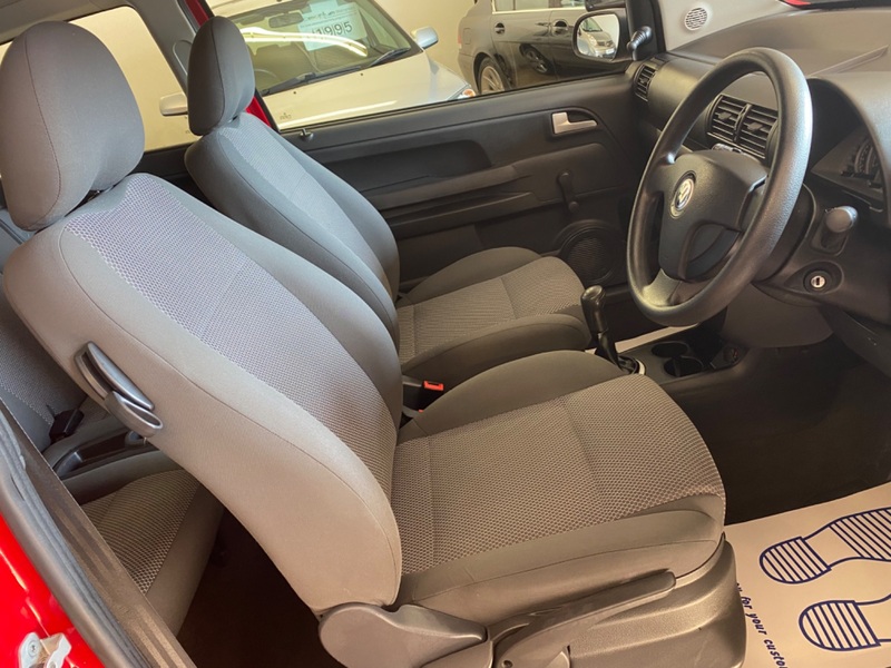 VOLKSWAGEN FOX