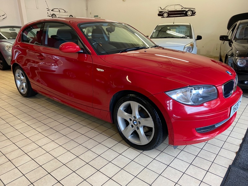 View BMW 1 SERIES 116I SE