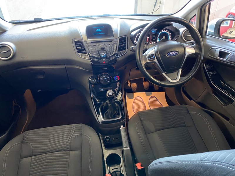 FORD FIESTA