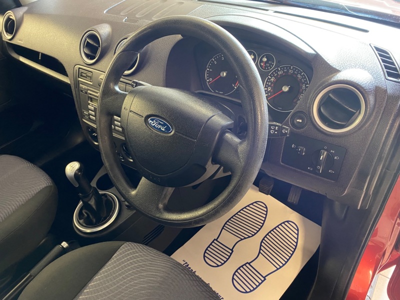 FORD FUSION