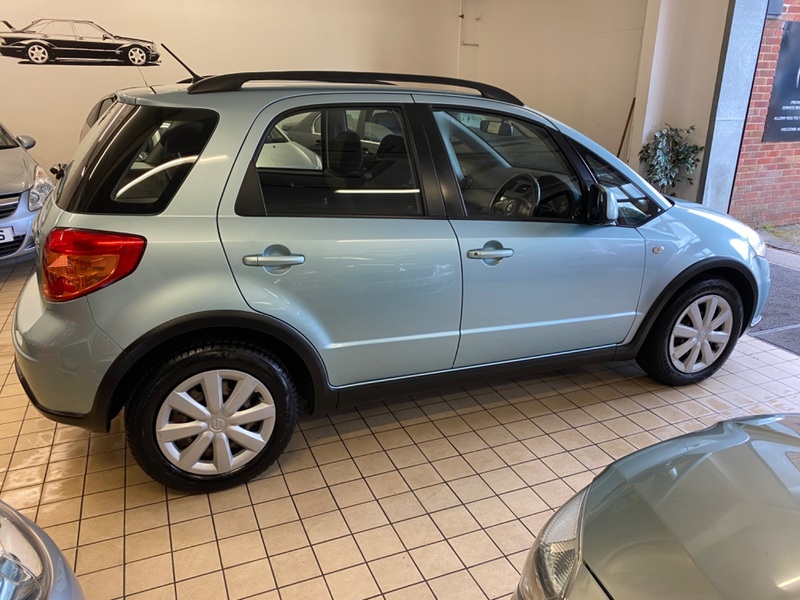 SUZUKI SX4