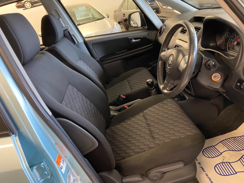 SUZUKI SX4