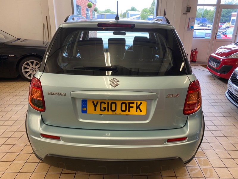 SUZUKI SX4