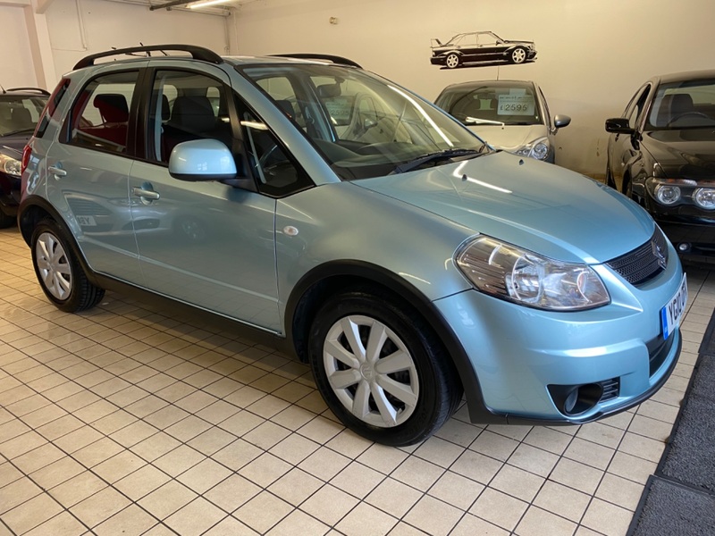 View SUZUKI SX4 GL