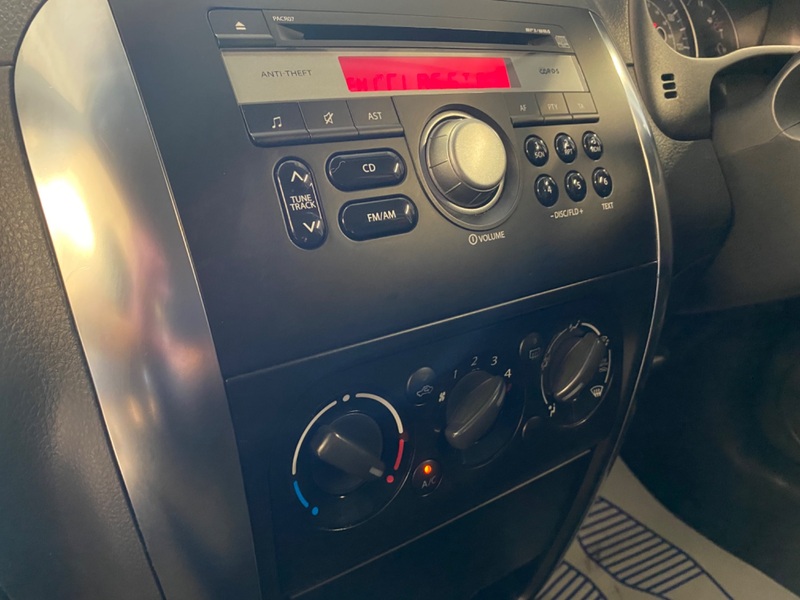 SUZUKI SX4