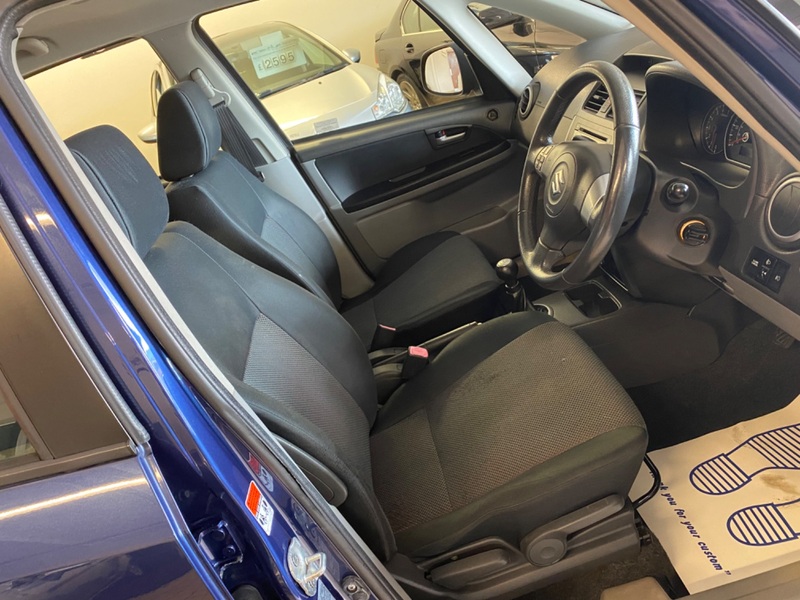 SUZUKI SX4
