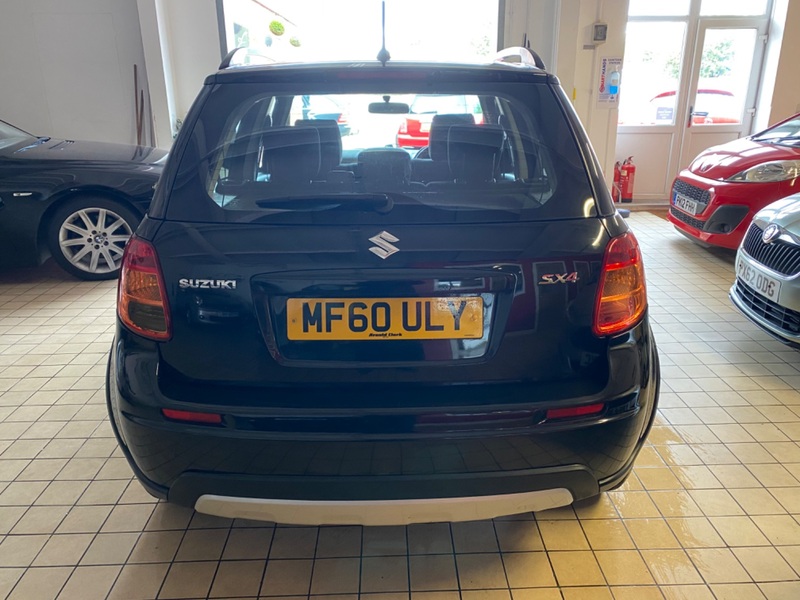 SUZUKI SX4