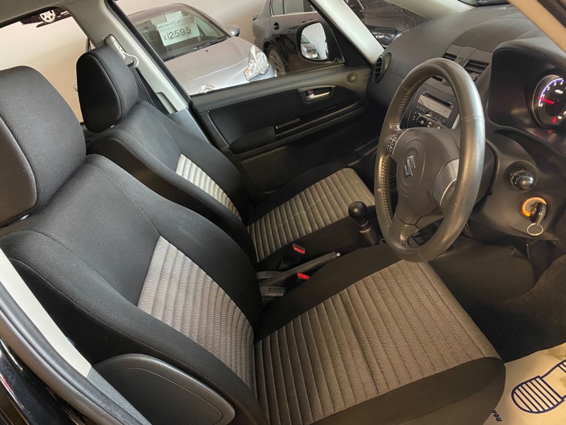 SUZUKI SX4